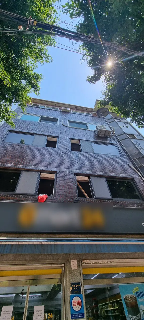 광진구 다세대주택 외벽 방수 작업 구간